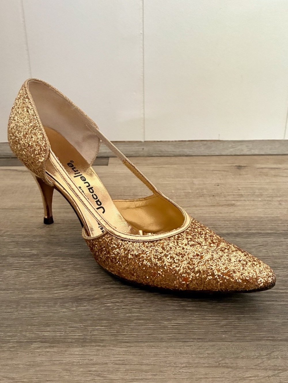 VTG 1960s Gold Glitter Stiletto Shoes US 7M - 8N